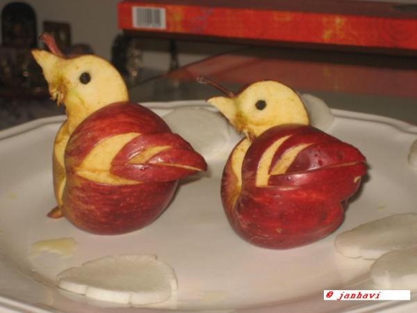 apple bird.jpg