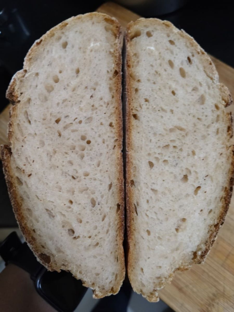 country loaf+ 10% khapali wheat, 60% hydration crumb.jpg