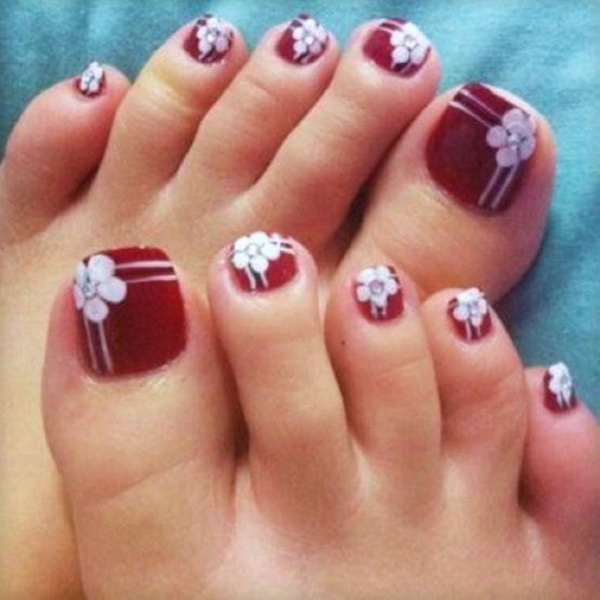 Toe-Nail-Art-Designs-for-Christmas-2012_08.jpg