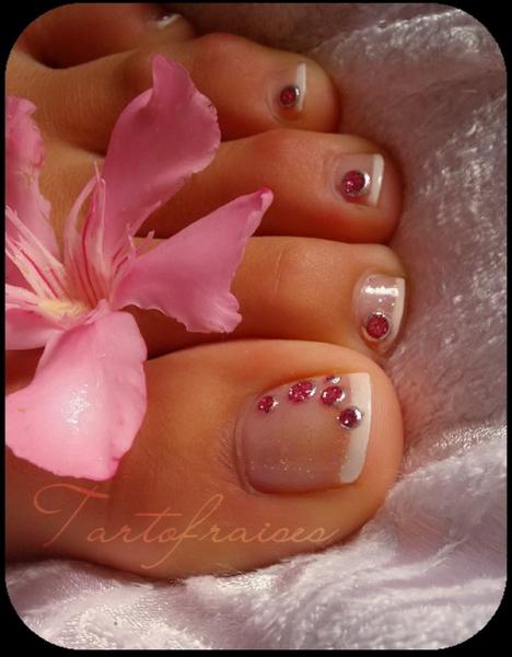 Toe-Nail-Art-Designs-for-Christmas-2012_11.jpg