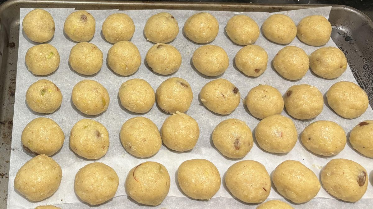 ladoo.jpg