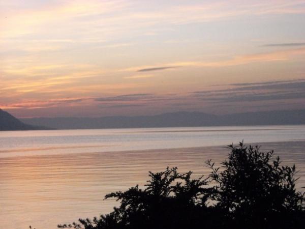 lake1.JPG