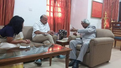 sisodia with kalam.jpg