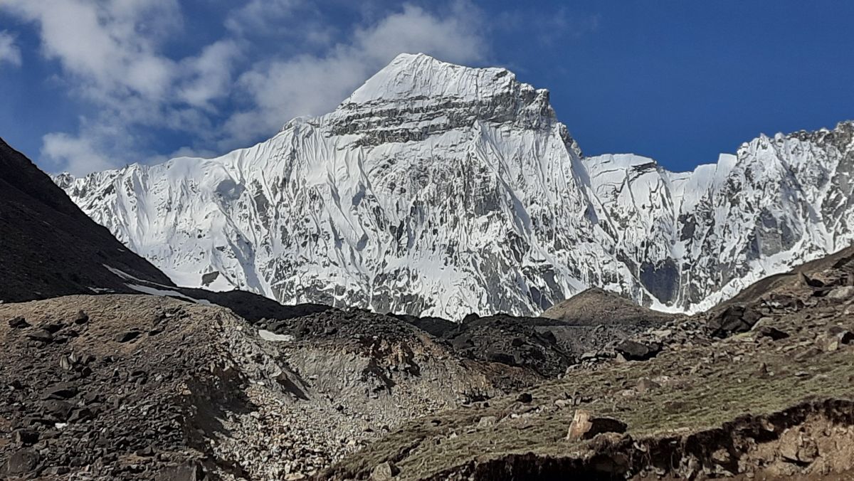 adikailas bahu pasrun bolavtoy.jpg