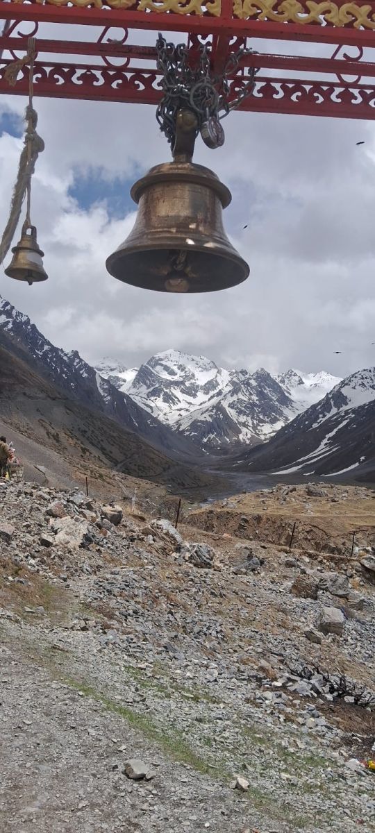 aum parvat pravesh dvaratun.jpg