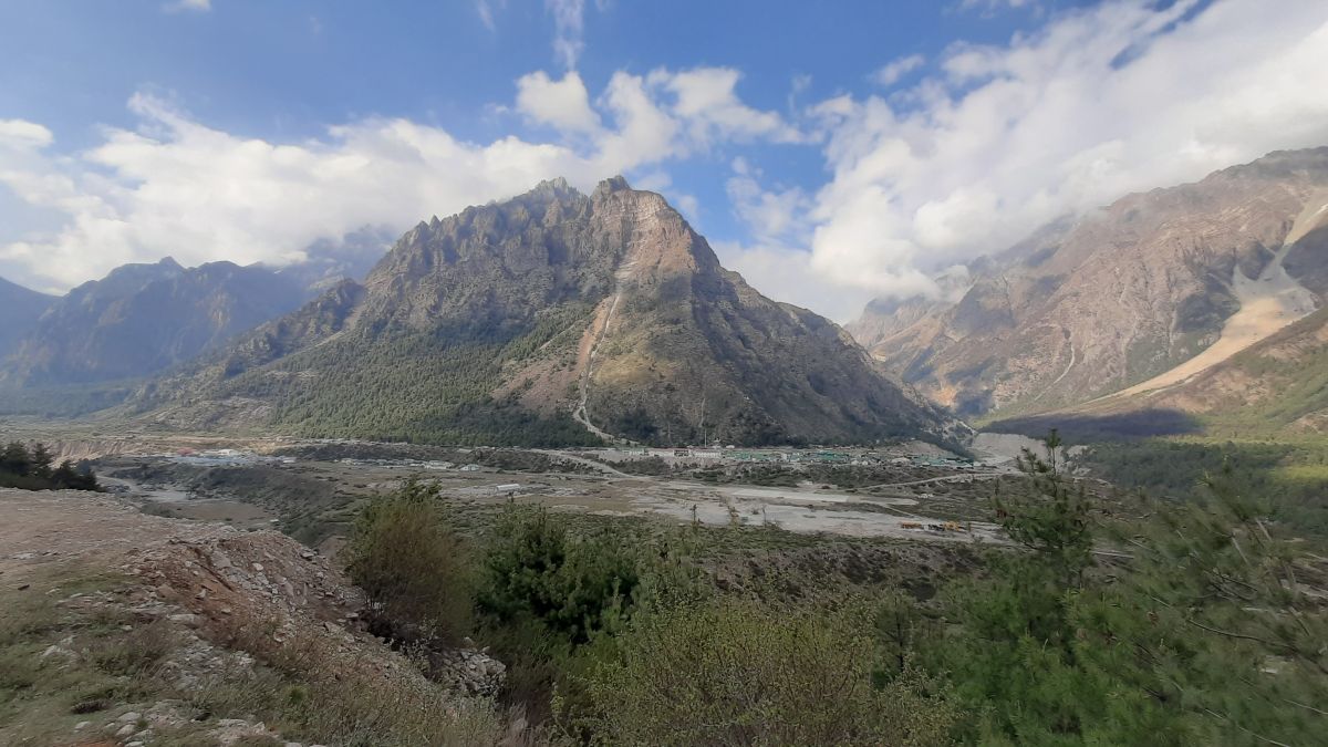 gunji shodha bara samor Ganesh Parvat distoy.jpg