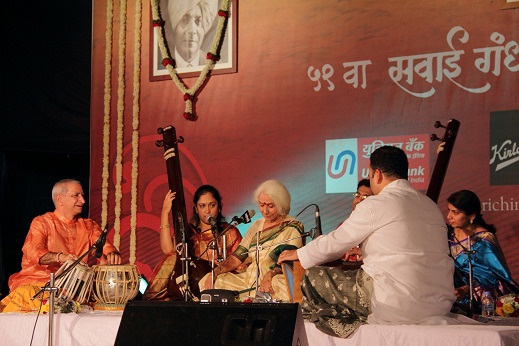 Dr. Prabha Atre in concert.JPG