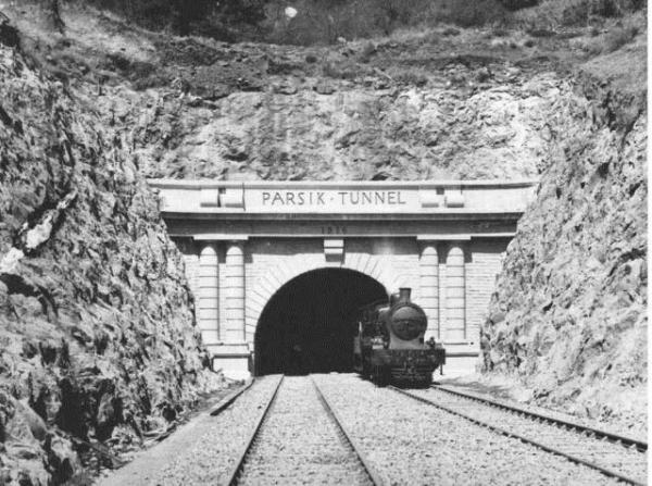 24Parsik Tunnel.jpg