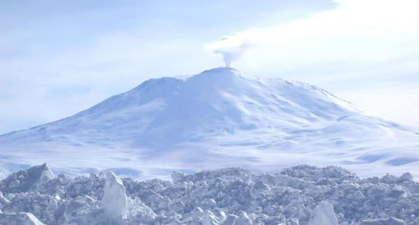 Mount Erebus - 1.jpg