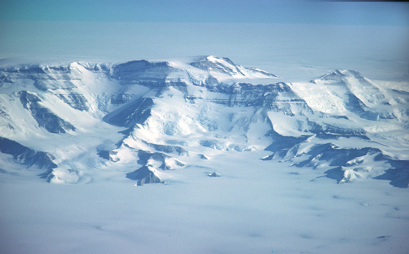 Mount Fridtjof Nansen.jpg