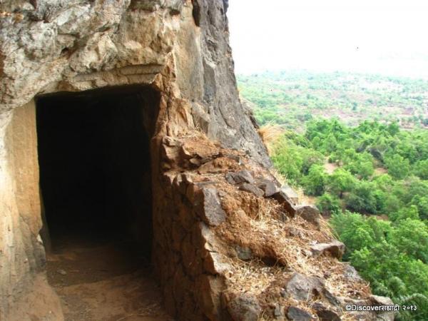 18_KambreCaves_DiscoverSahyadri.JPG