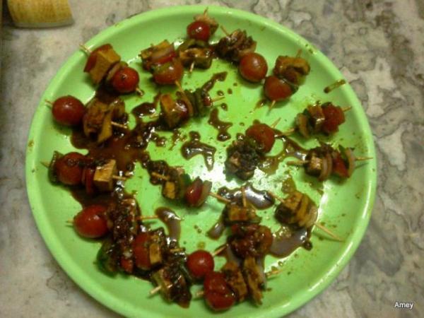 cherry tomato snacks.jpg