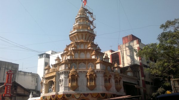 Dagdu Sheth Ganpati Mandir.jpg