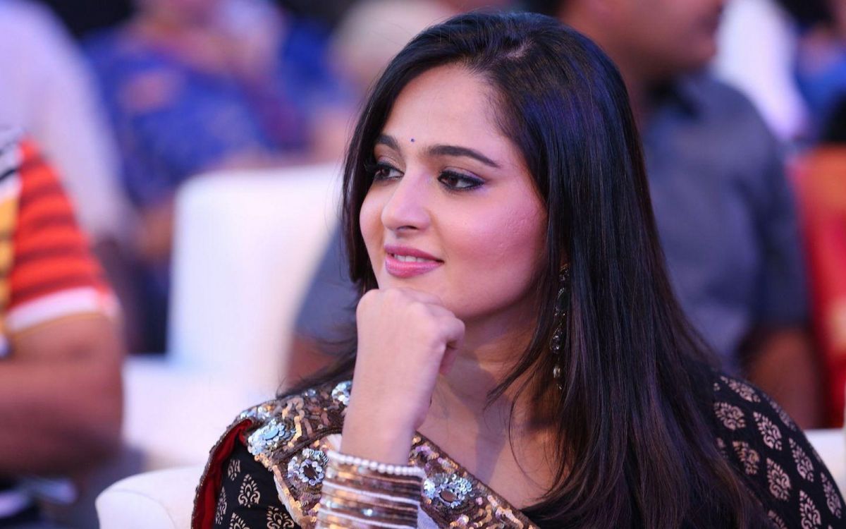 Anushka-Shetty-2015-HD-Wallpaper-03891.jpg