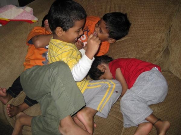 dosti.JPG