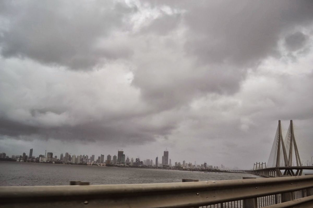 Mumbai_Worli_Bridge.JPG