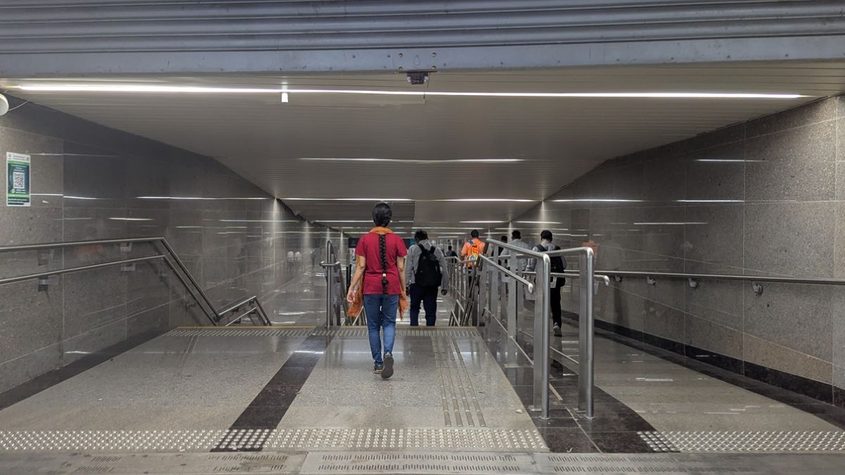 05. Metro Entry.jpg