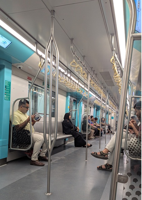 06. Inside Metro.jpg