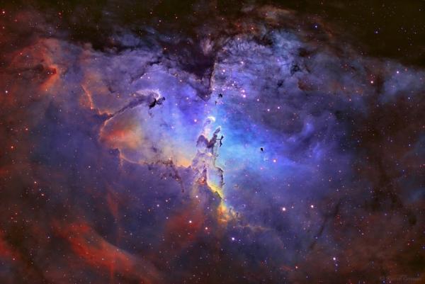 Pillars-of-Creation-located-in-the-Eagle-Nebula-0142.jpg