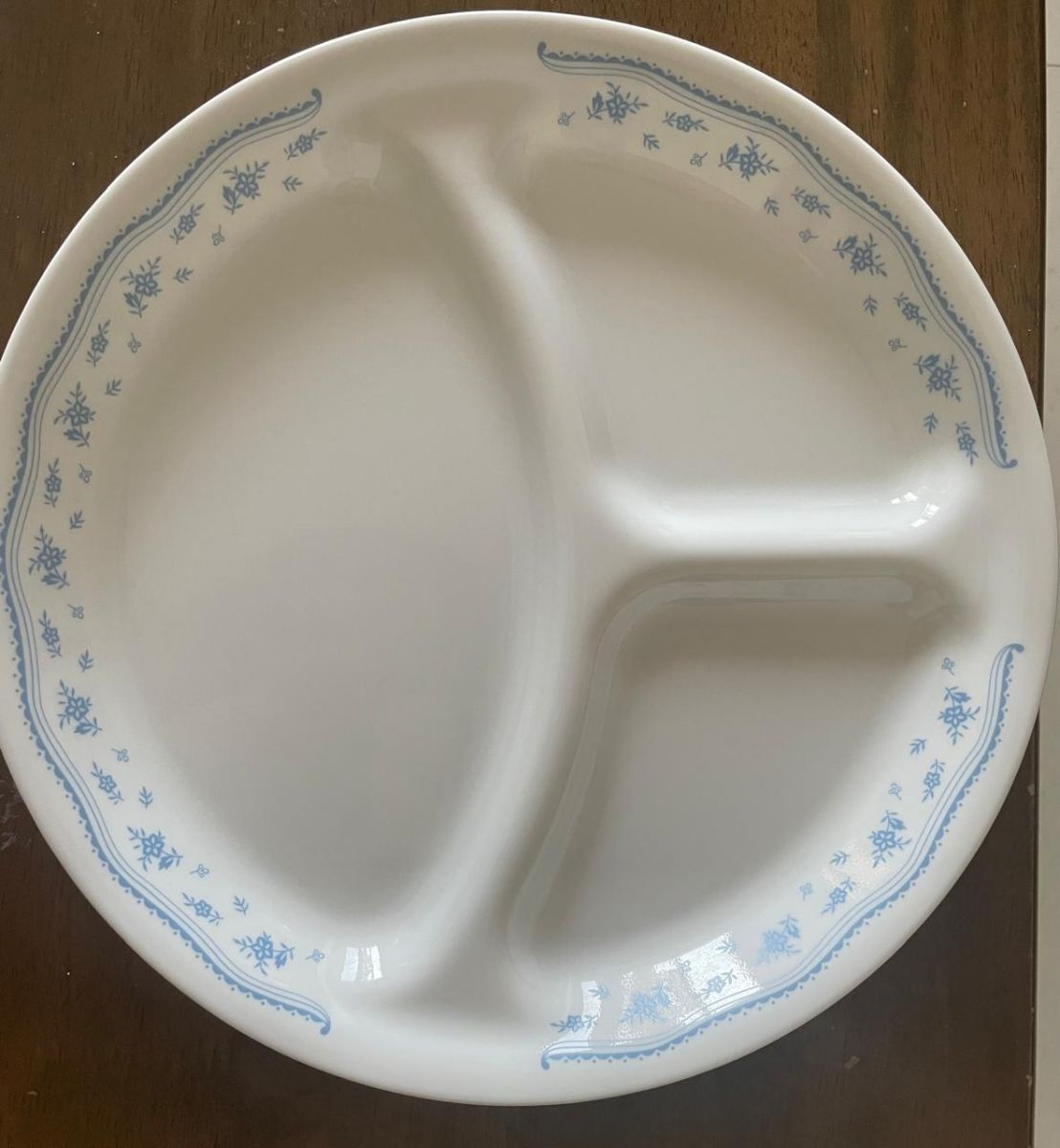 corelle plate.jpg