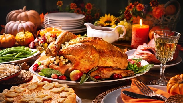 thanksgiving-dinner-7600226_640.jpg