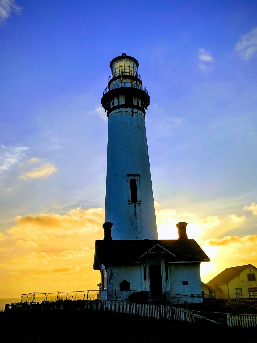 pigeon point light house.jpg