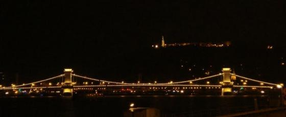 budapest-night.jpg